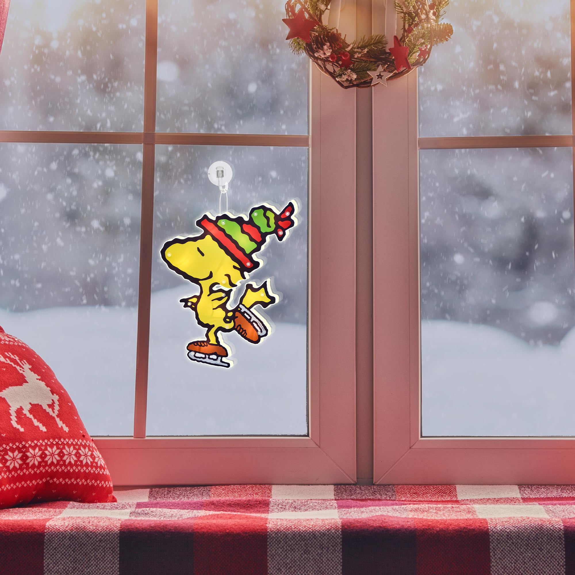 Amazon.com: 12IN Peanuts Lighted Holiday Christmas Window DÉCOR